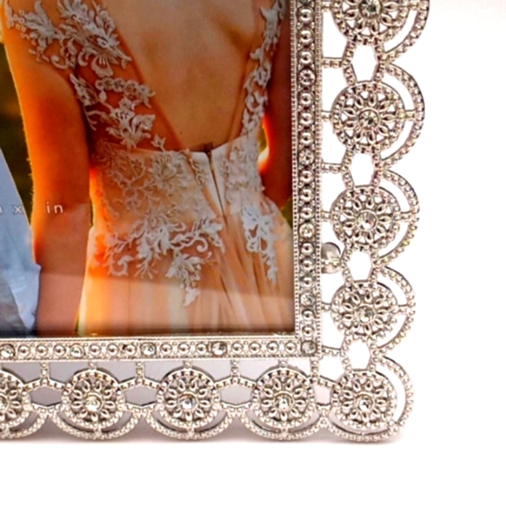 Beekman Rhinestone Frame - Picture 4 of 5